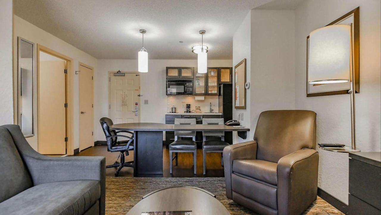 Sonesta Simply Suites Oklahoma City Airport Zewnętrze zdjęcie