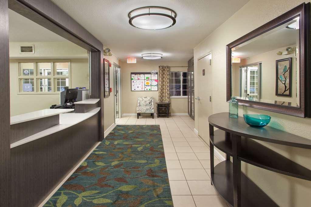 Sonesta Simply Suites Oklahoma City Airport Wnętrze zdjęcie
